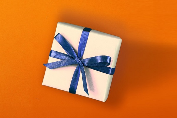 Small Box Blue Ribbon